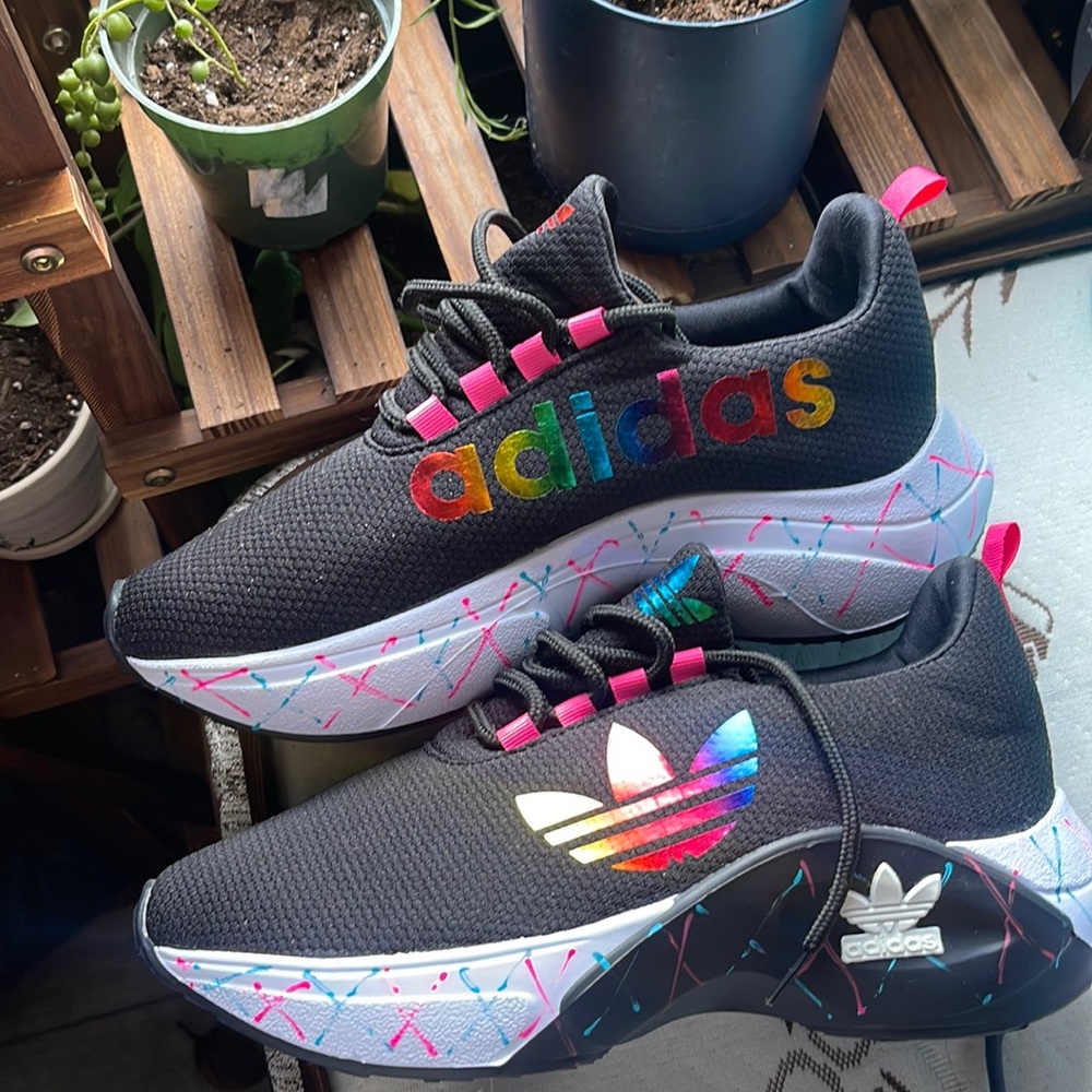 Adidas shoes, never been worn very cute and colorful
